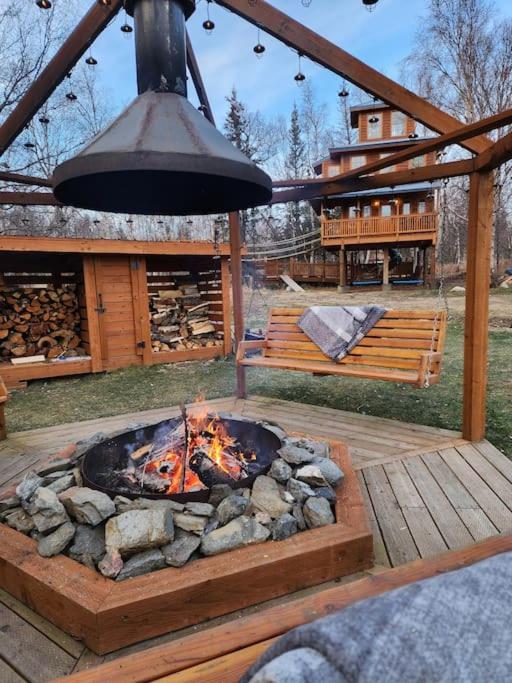 The Eagle'S Nest Treehouse Cabin Palmer Dış mekan fotoğraf