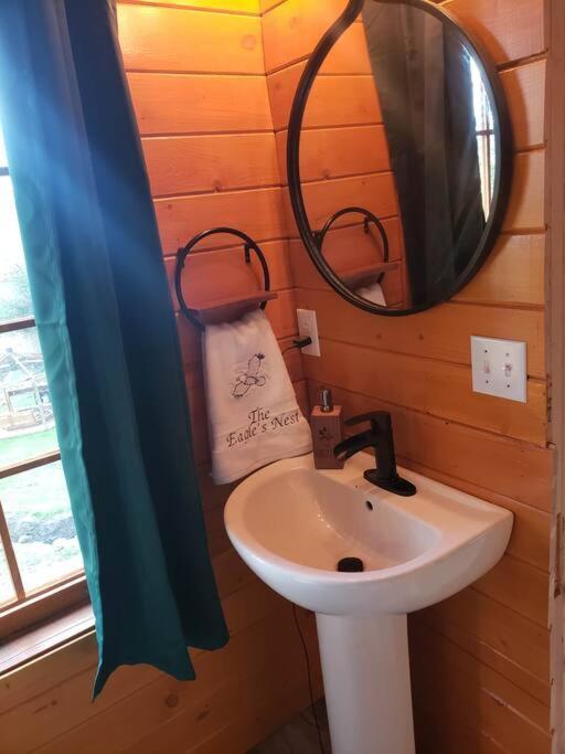 The Eagle'S Nest Treehouse Cabin Palmer Dış mekan fotoğraf